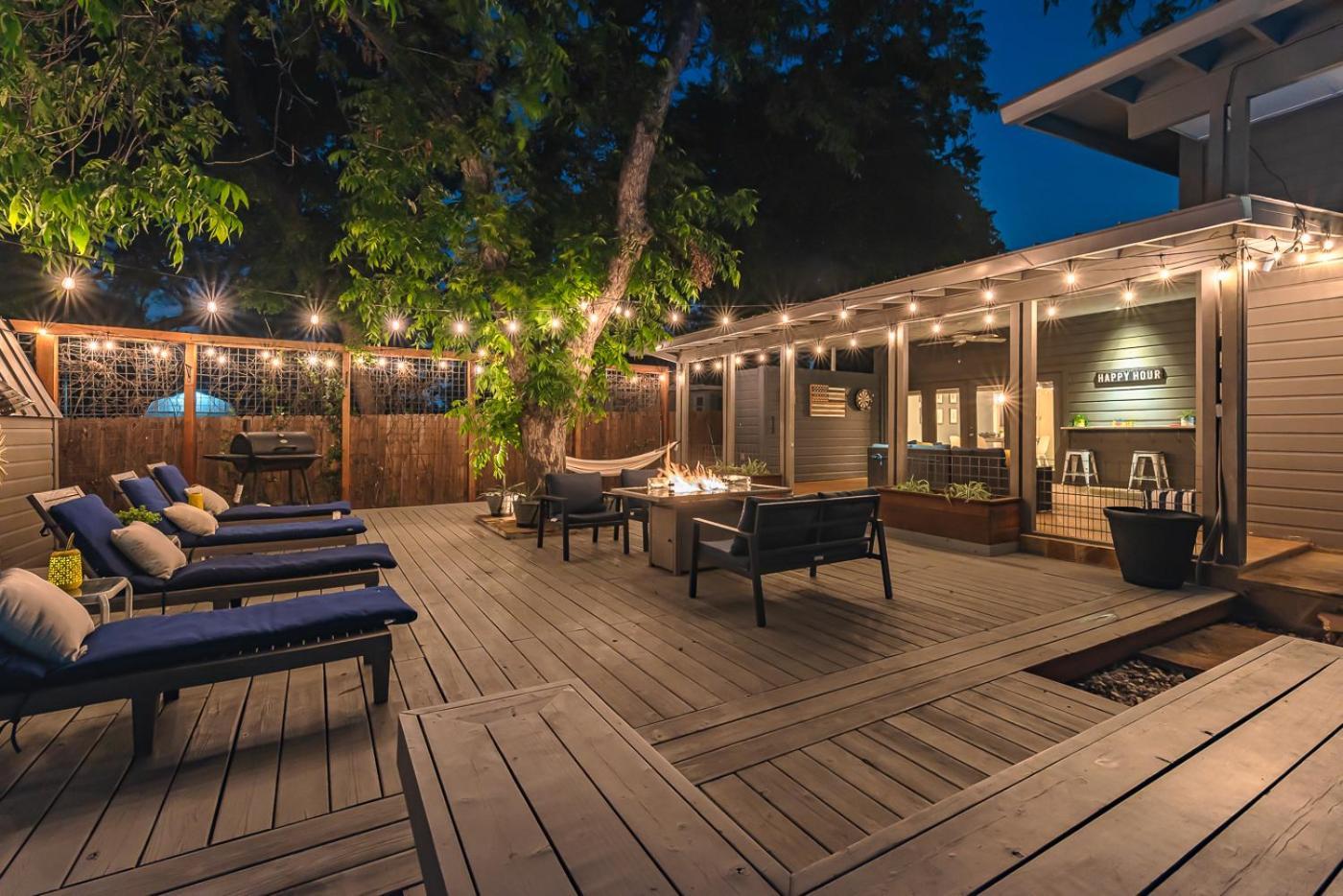 Serene Pool & Firepit In Stunning Home By Airport San Antonio Esterno foto